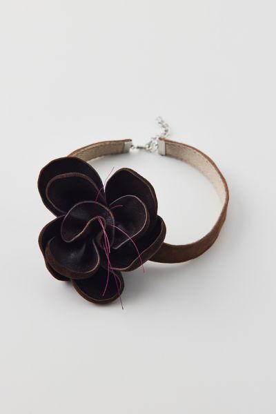 Moxie Wrrld X Urban Renewal Rosette Choker Necklace | Urban Outfitters ...