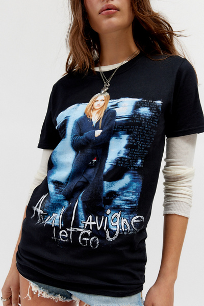Avril Lavigne Let Go Graphic Tee | Urban Outfitters