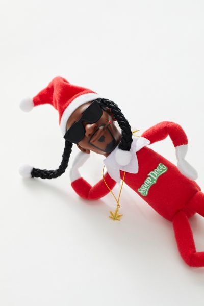 Snoop On A Stoop Figure