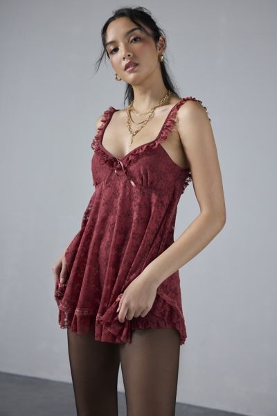 UO Primrose Lace Babydoll Romper Product Page