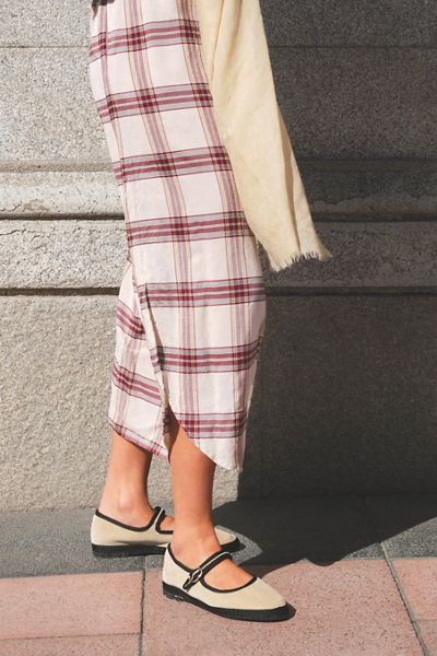 Flabelus Velvet Mary Jane Flat