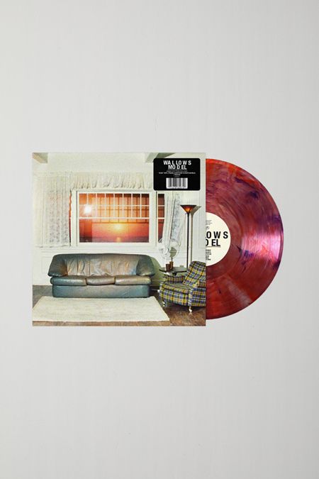 Silk Sonic - Leave The Door Open UO Exclusive 7-Inch Single Silk Sonic - Leave The Door Open UO Exclusive 7-Inch Single
