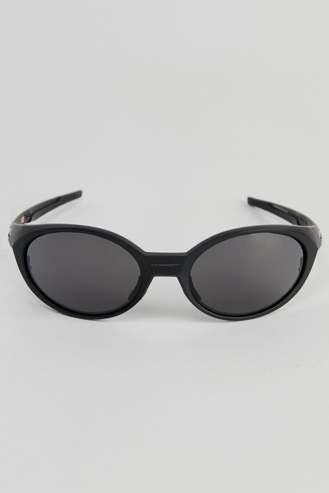 Oakley Eye Jacket Redux Sunglasses | Urban Outfitters
