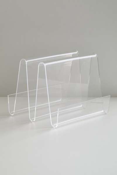 Squiggle Acrylic Magazine Rack - Thumbnail 3
