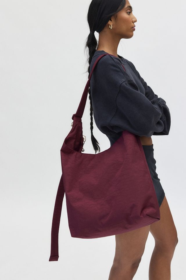 BAGGU Large Nylon Sling Bag