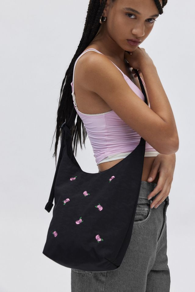 BAGGU UO Exclusive Sac à Bandoulière en Nylon Petit Broderie de Rose #1