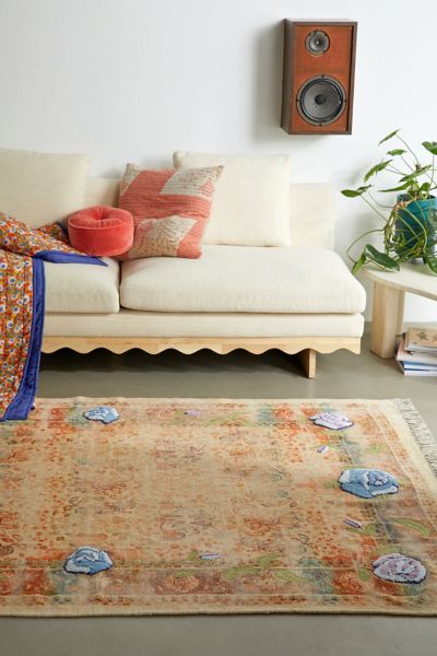 ReMADE By UO Remnants Pavo Rose Rug