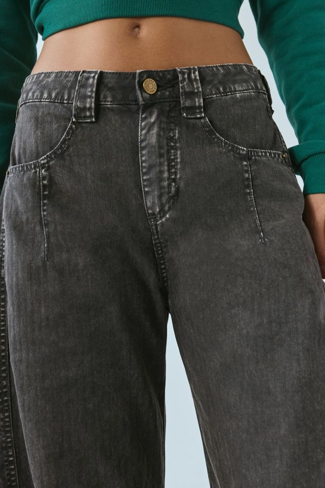 BDG Elise Barrel Leg Pant