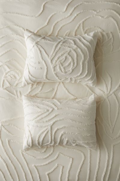 Rose Tufted Sham Set