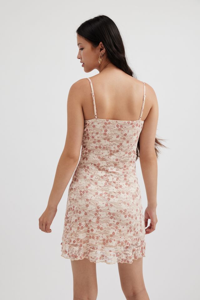Motel Akmu Floral Lace Mini Dress | Urban Outfitters