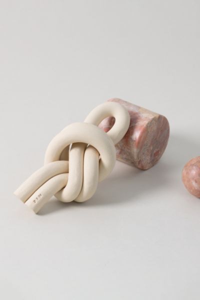 Sin Ceramic Xl Overhand Knot In Bone At Urban Outfitters In Neutral