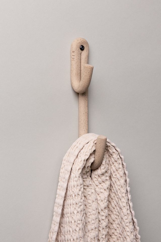 SIN Ceramic Leggy Long Wall Hook