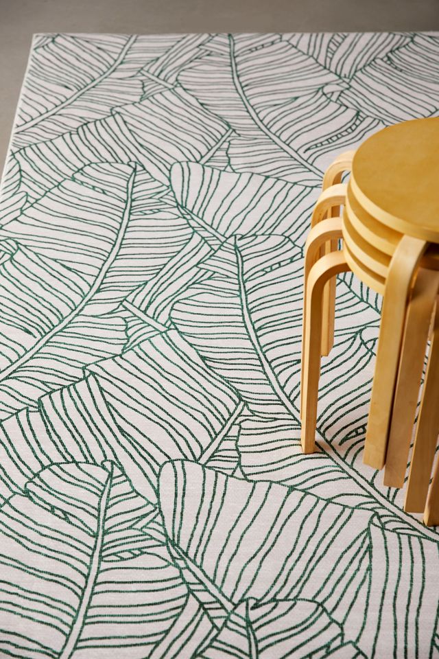 Lynn Washable Rug | Urban Outfitters