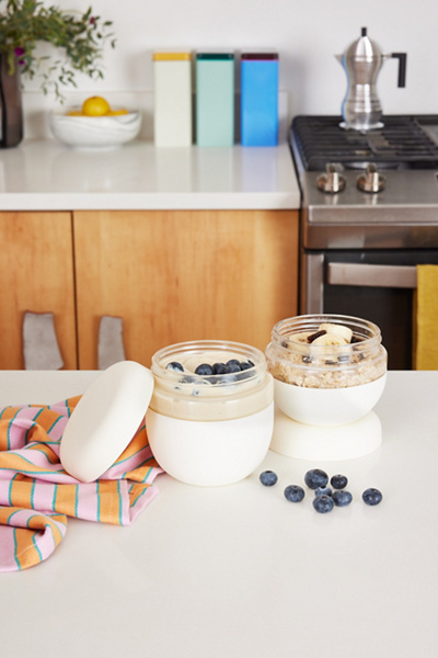 W & P Seal Tight Glass Bowl In Cream At Urban Outfitters