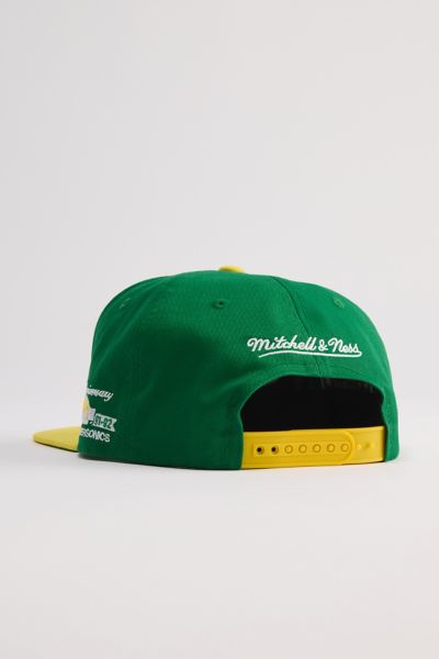 Mitchell & Ness Seattle Supersonics Arched Finals Hat