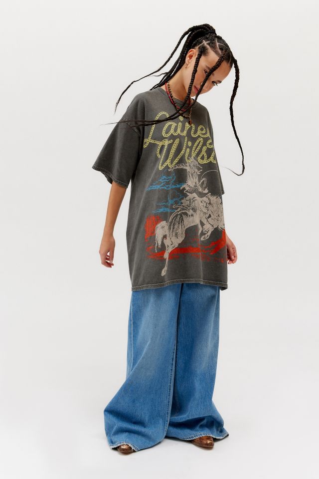 Robe T-Shirt Lainey Wilson #2