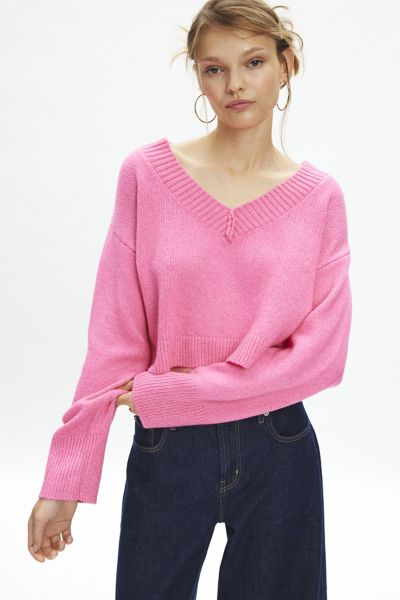 bdg jenna cropped v-neck sweater