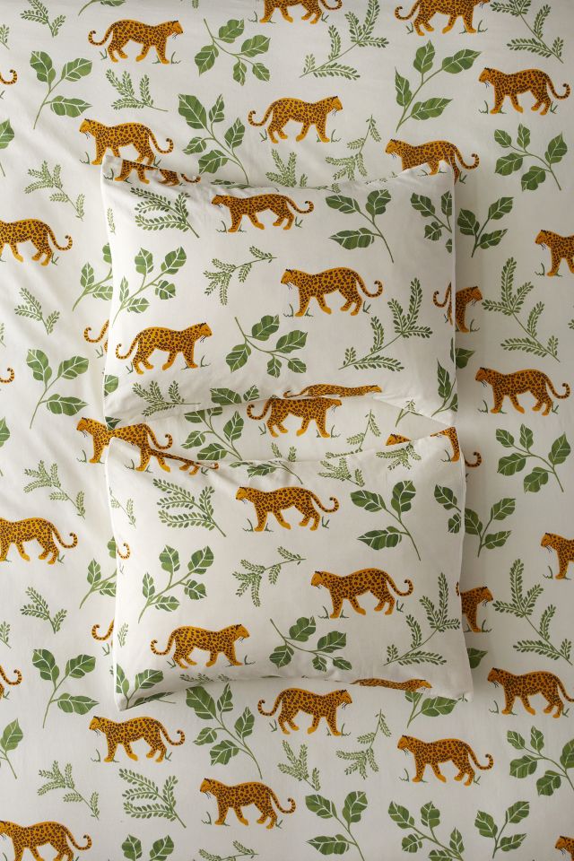 Prowling Leopard Sham Set #1