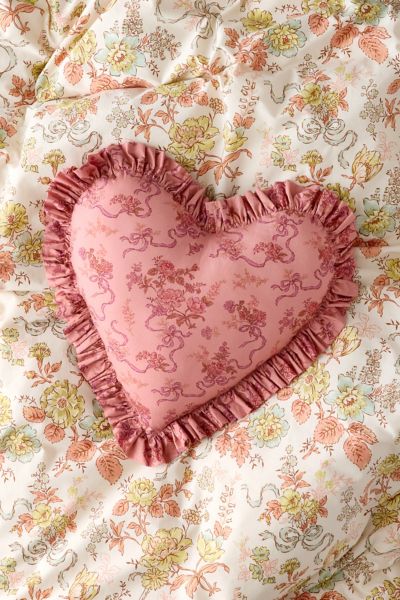 Ruffle Heart Cotton Throw Pillow