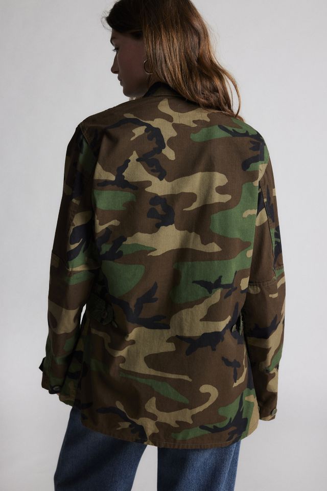 2024 Urban Outfitters Camo Jacket Medium