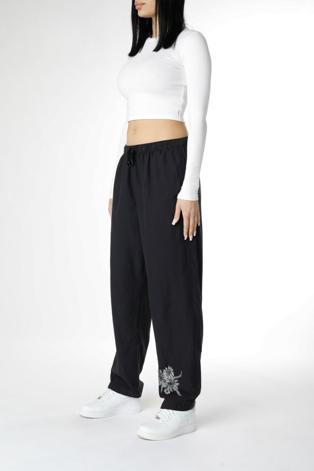 Adidas windbreaker pants womens hotsell