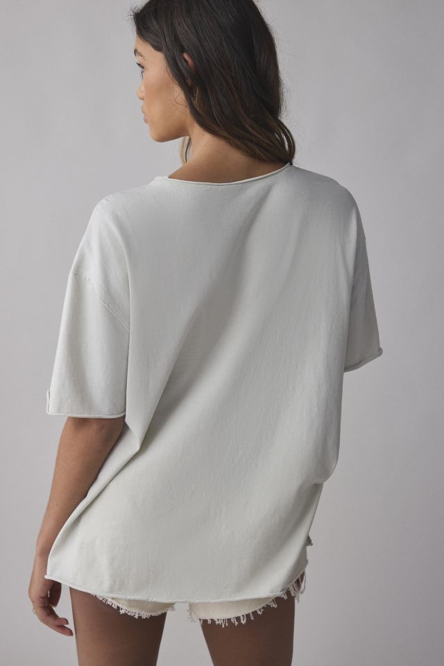 Out From Under T-shirt ample et ample Taylor #2