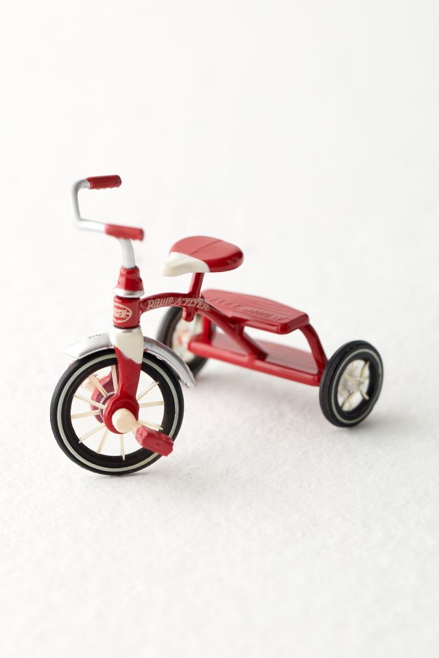 Le Plus Petit Tricycle Radio Flyer au Monde #1