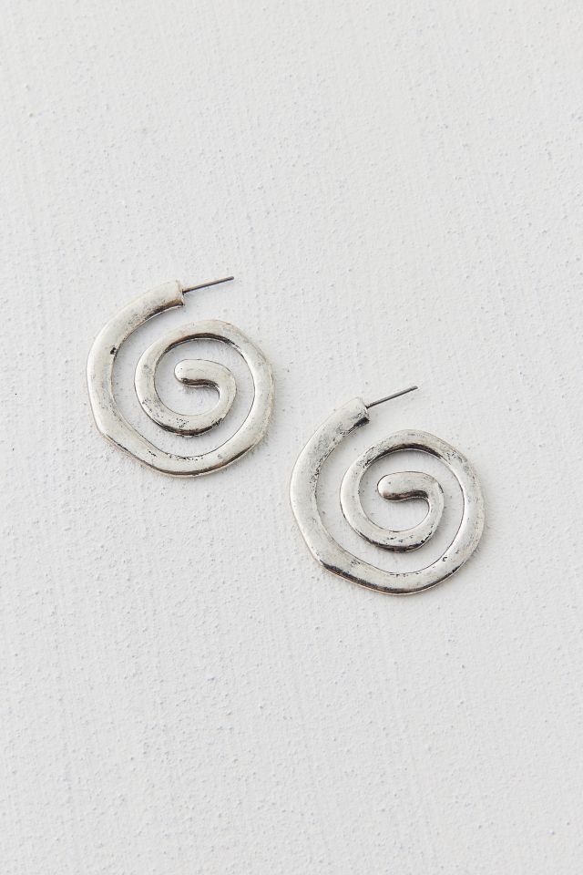 Boucles d'oreilles créoles tourbillonnantes brunies #1