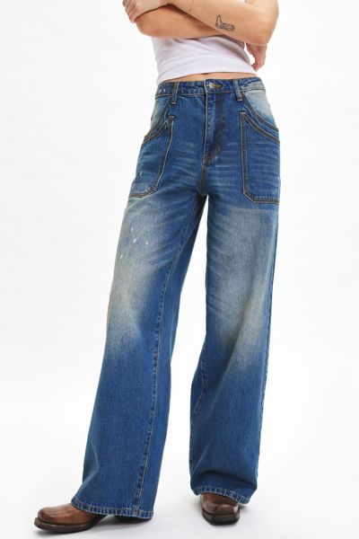 GUESS JEANS GUESS ORIGINALS DOUBLE POCKET WIDE LEG JEAN IN VINTAGE DENIM MEDIUM, WOMEN'S AT URBAN OUTFITTERS 