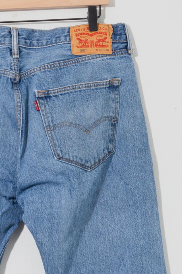 Vintage Y2K Levi's 501 Distressed Button Fly Denim Jeans | Urban Outfitters