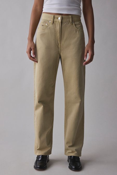 Ryan Classic Slim Cut High Rise Jeans Ryan Classic Slim Cut High Rise Jeans