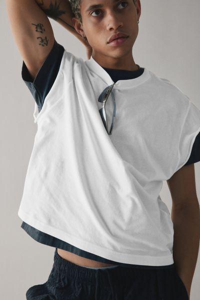 BDG GRAYSON SOLID CUTOFF MUSCLE TEE IN WHITE, MEN'S AT URBAN OUTFITTERS 