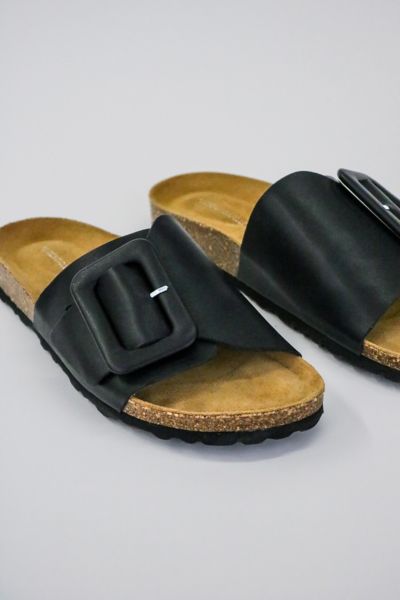 INTENTIONALLY BLANK CLARICE LEATHER SANDAL IN BLACK, WOMEN'S AT URBAN OUTFITTERS 