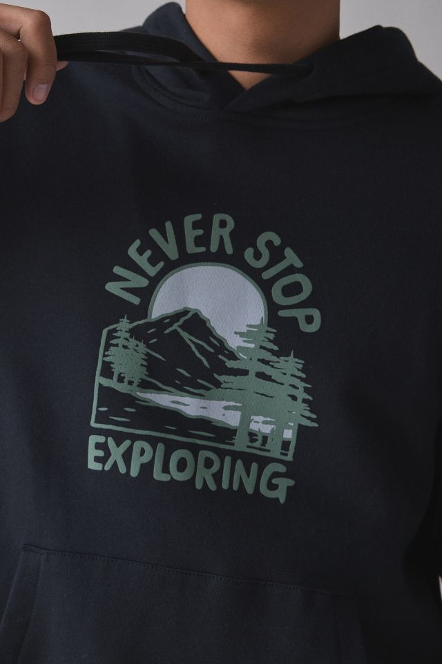 The North Face Outdoor Graphic Hoodie Sweatshirt #3