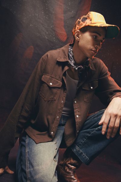 BDG WESTERN CROPPED LONG SLEEVE SHIRT IN BROWN, MEN'S AT URBAN OUTFITTERS 