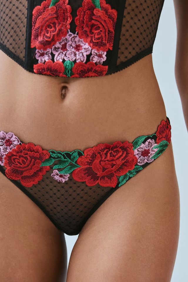 Out From Under String brodé à une douzaine de roses #1