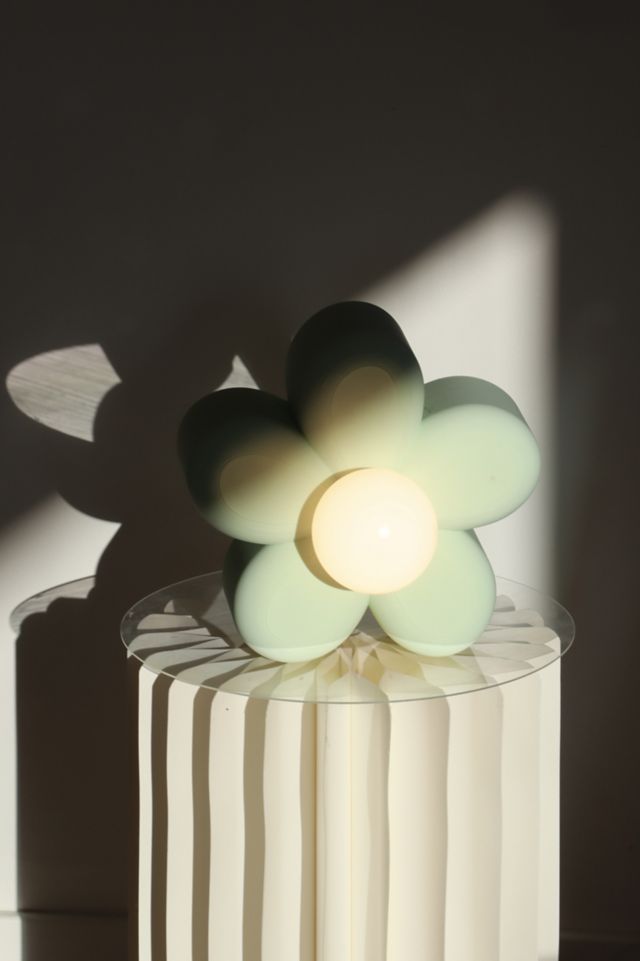 Sofiest Designs Daisy Lamp #1