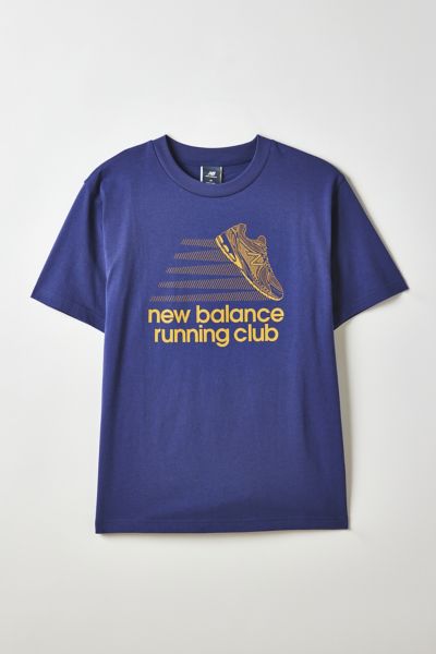 【New Balance】UNI COLLEGE CLUB SHORT SLEEVE T-SHIRT org.jpg