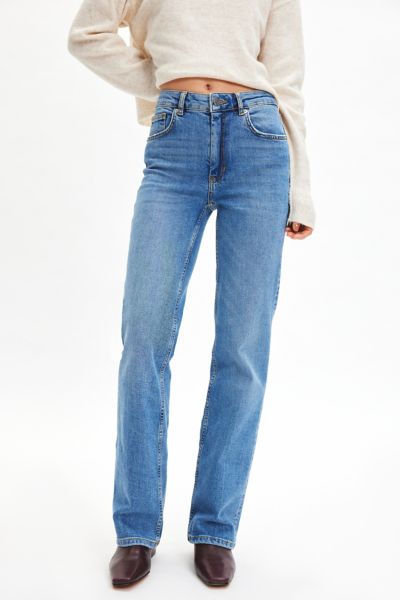 BDG Jade Mid-Rise Bootcut Jean