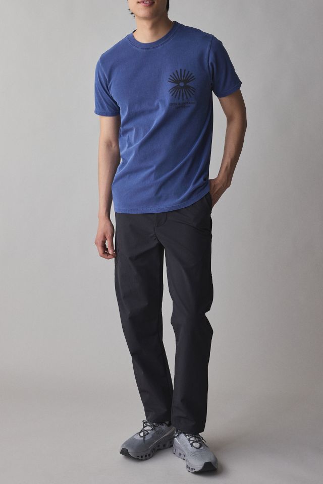 Tee-shirt graphique Seek & Explore Roark #2