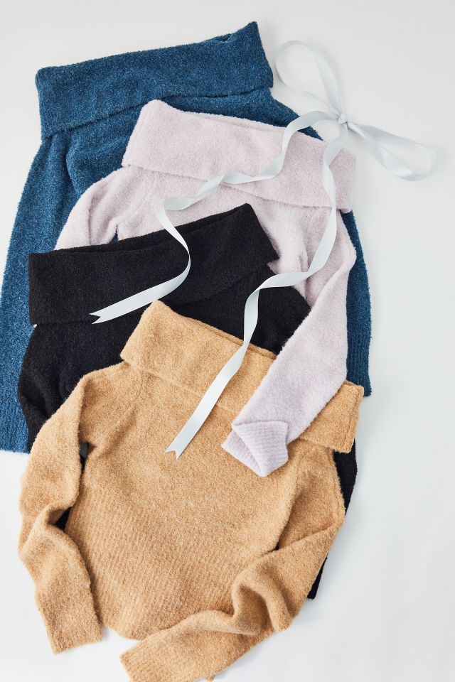 Kimchi Blue Isabel Cozy Off-The-Shoulder Sweater #4