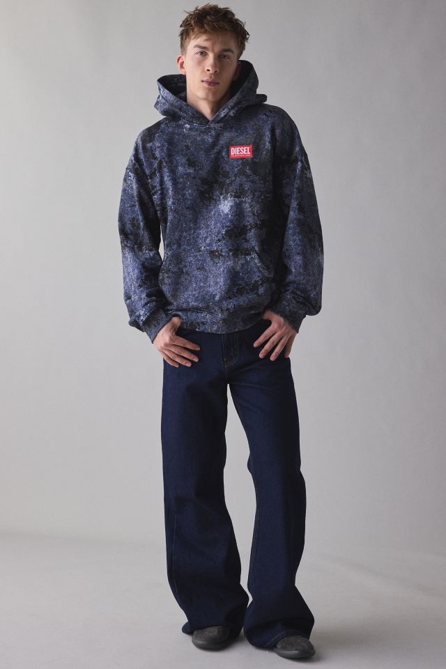 Diesel S-Boxt-Hood-R8 Hoodie Sweatshirt | Urban Outfitters