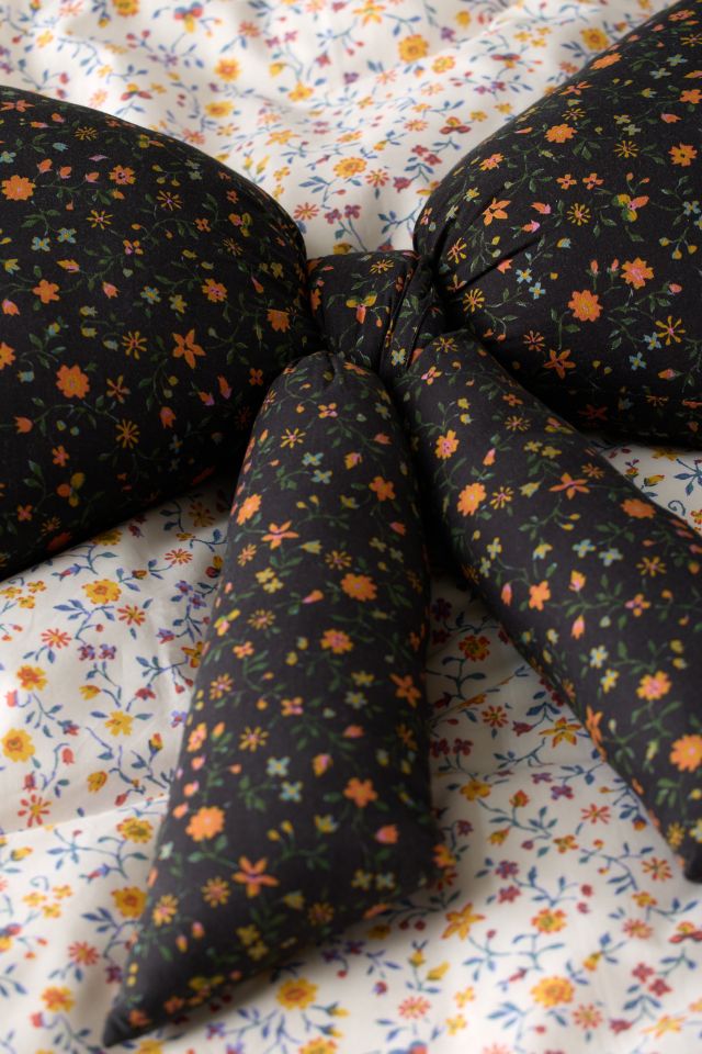 Big Bow Printed Throw Pillow #1