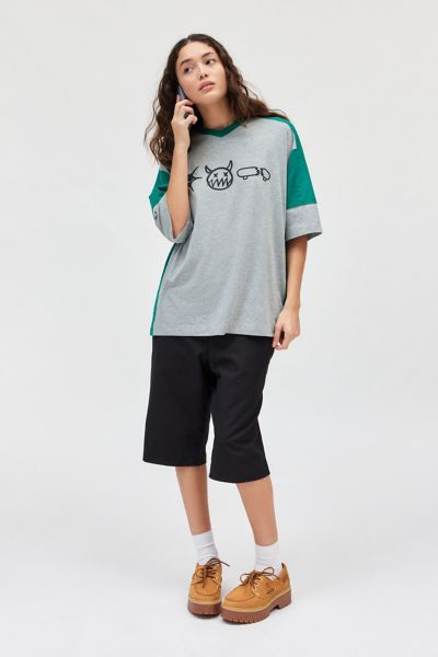 Skate Icon Graphic Oversized V-Neck Jersey Tee