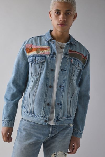 GUESS x 88rising Denim Trucker Jacket | Urban Outfitters