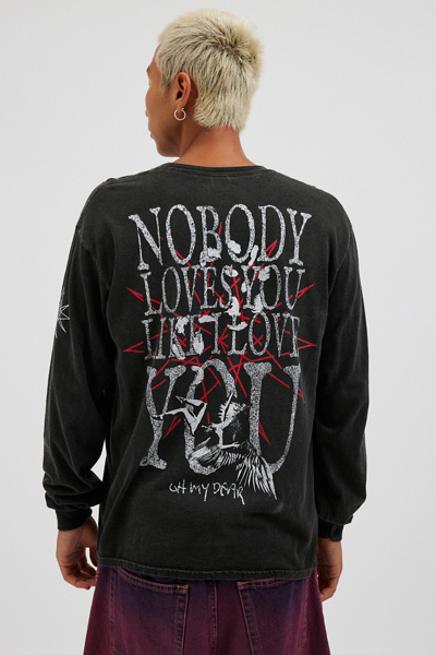 URBAN OUTFITTERS BRING ME THE HORIZON LONG SLEEVE TEE IN BLACK, MEN'S AT URBAN OUTFITTERS