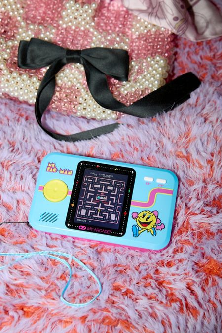 Urban Sophistication The Puffer Hot Pink iPhone Case | Urban Urban Sophistication The Puffer Hot Pink iPhone Case | Urban