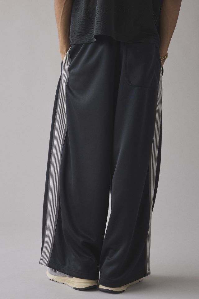 UO Mammoth Baggy Fit Track Pant