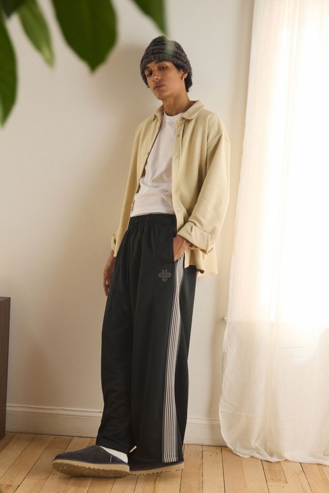 UO Mammoth Baggy Fit Track Pant