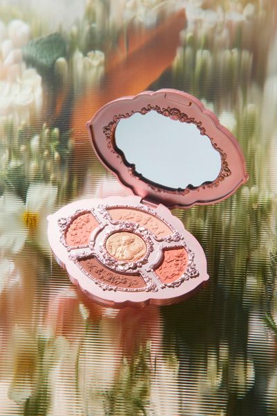 Flower Knows Midsummer Fairytales Collection Embossed 5-Color Eyeshadow Palette